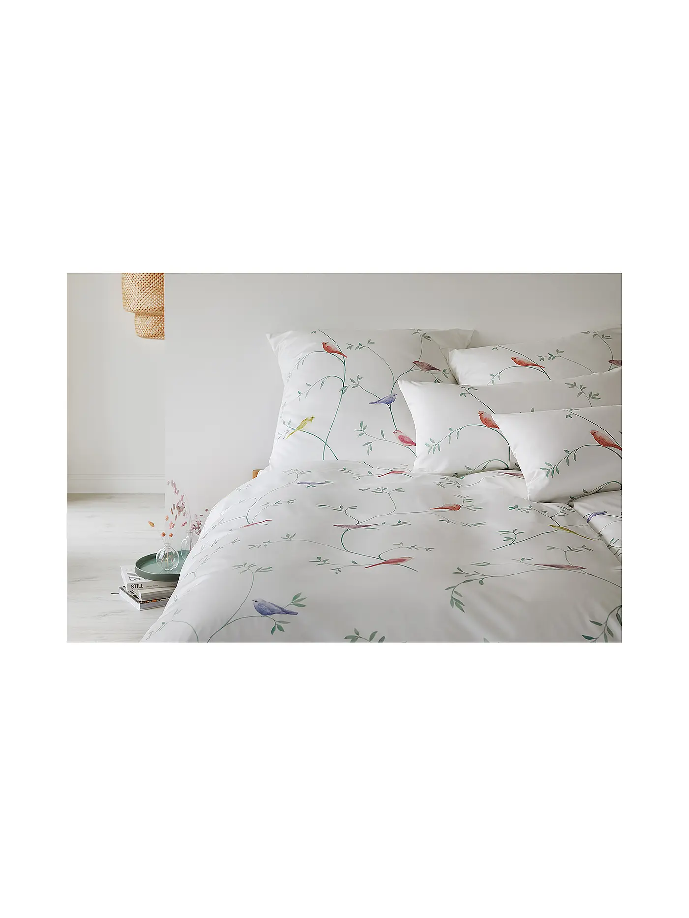 ELEGANTE | Satin Bettwäsche 70x90cm/140x200cm Garden Love Zartgrün | weiss